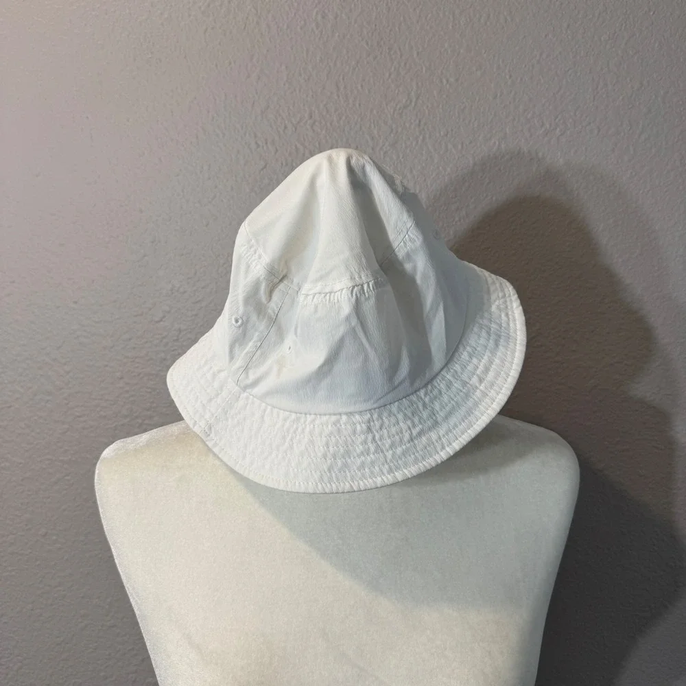 Abercrombie & Fitch Men's Size O/S White Nylon Stretch Bucket‎ Hat 112315210